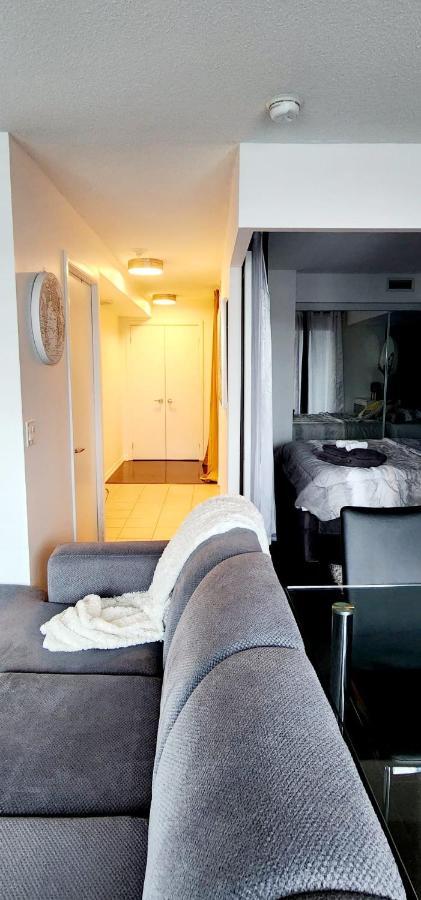 Lakefront Living Downtown Toronto - Free Parking, Gym, Indoor Pool Экстерьер фото